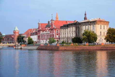 Ossolineum on the Oder River