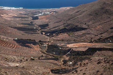 View from the Mirador de Haria into the Valle de Temisa