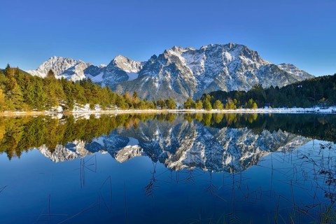 Lake Luttensee and Westliche Karwendelspitze