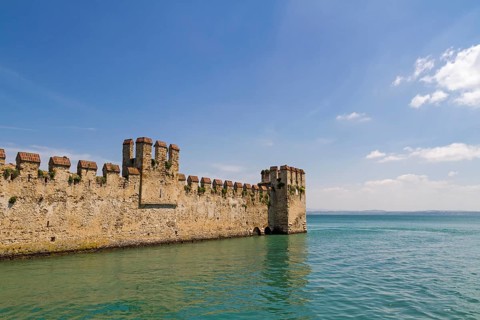 Curtain wall of the Castello Scaligero