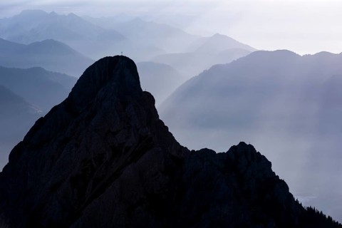 Blue hour with Gehrenspitze peak in the foreground