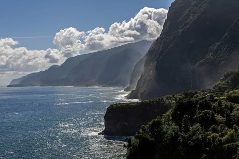 Cliffs in Seixal