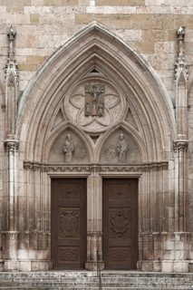 Gothic side portal