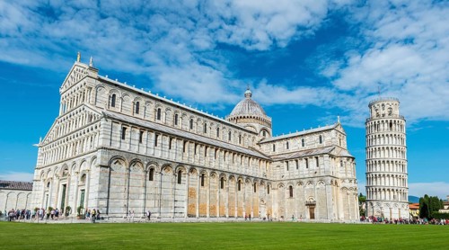 The Leaning Tower of Pisa and Pisa Cathedral