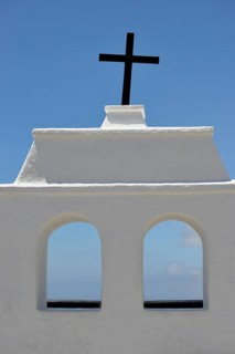 Balcon de Femes with a cross