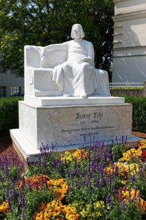 Franz Liszt marble monument by A. Jaray