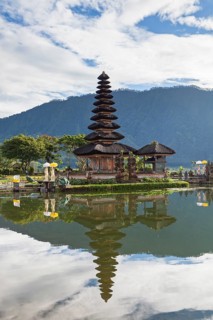 Pura Ulun Danu temple on Bratan lake