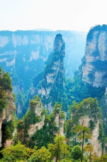 Avatar Mountains with vertical quartz-sandstone pillars