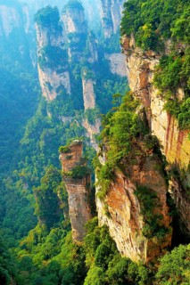 Avatar' mountains with vertical quartz sandstone rocks