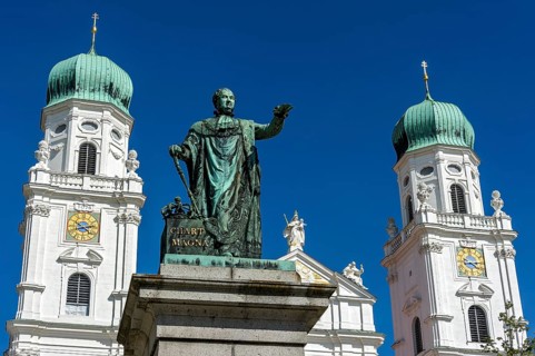 Monument to King Maximilian Joseph I of Bavaria