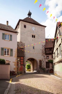 Town gate at the Place de la Cathedrale