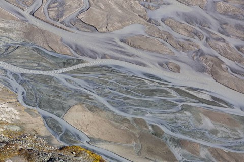 Moraine landscape and floodplains of the Findel Glacier