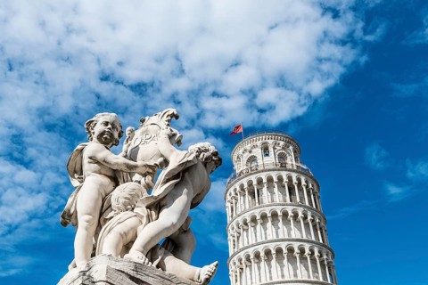 Sculpture in front of the Leaning Tower of Pisa