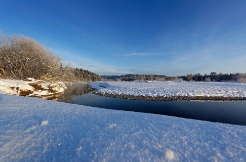 Winter morning at the river Isar in Geretsried
