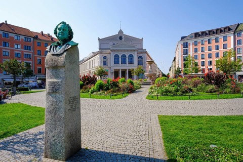 Bust of Friedrich von Gartner in front of the State Theatre at Gartnerplatz