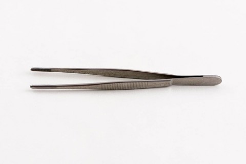 Tweezers