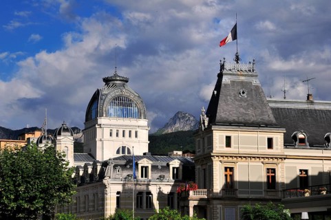 The Town Hall and the Art Nouveau building of the Source Cachat