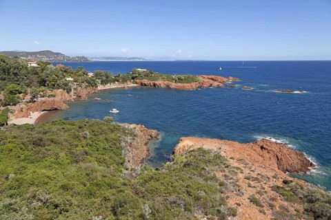 Cap Roux