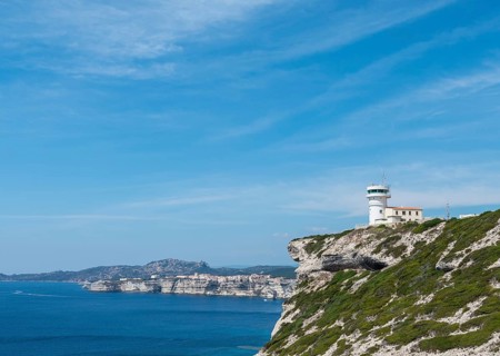 Lighthouse with chalk cliffs