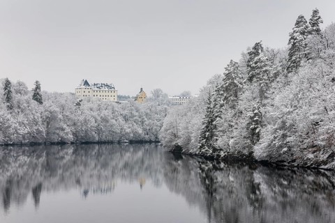 View from the ice bridge to the castle Burgk