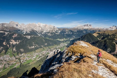 Mountaineer during the ascent to Cima Dodici