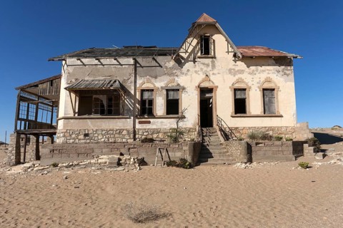 Old house in the former diamond town