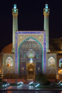 Masjed-e Imam Mosque at night