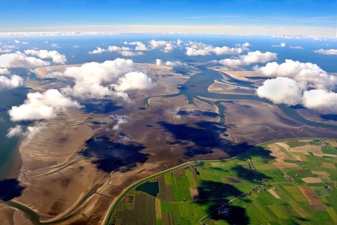 Rummelloch tidal creek between the islets of Hallig Hooge and Pellworm in the North Frisian Wadden Sea