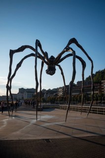 Spider sculpture Maman by Louise Bourgeois