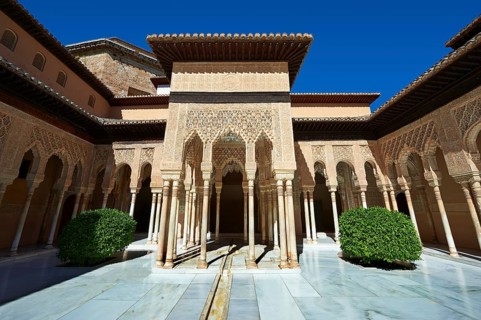 Arabesque Moorish architecture of the Patio de los Leones or Court of the Lions