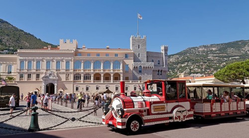 Tourist train