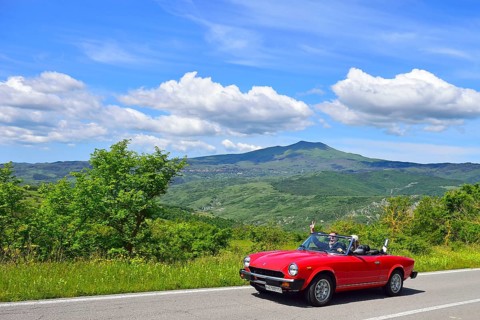 Fiat 124 Spider convertible