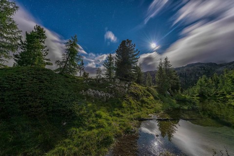 Lake Limedes by night with moon