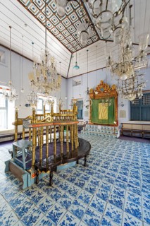 Interior of the Paradesi Synagogue