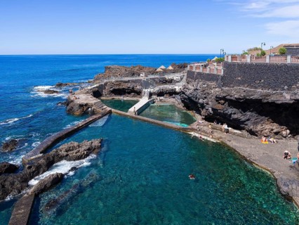 Natural swimming pool near La Fajana