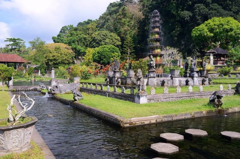 Fountains and water basins at the Tirta Gangga Water Temple