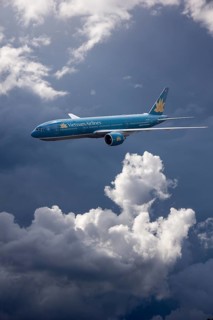 VN-A150 Vietnam Airlines Boeing 777-2Q8 ER in bad weather in flight