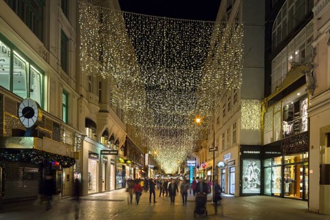 Christmas lights at Kohlmarkt street