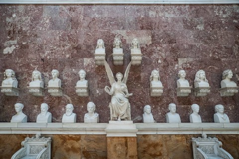 Wall with busts of famous personalities inside the Walhalla memorial