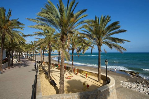 Beach promenade Paseo Maritimo