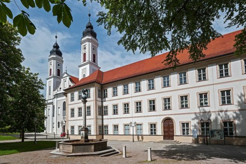 Fountain and Irsee Abbey