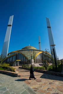 Haja Aymani Kadyrova mosque in Argun