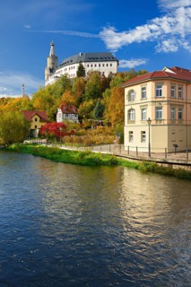 Osterburg Castle and the historic centre on the Weida River