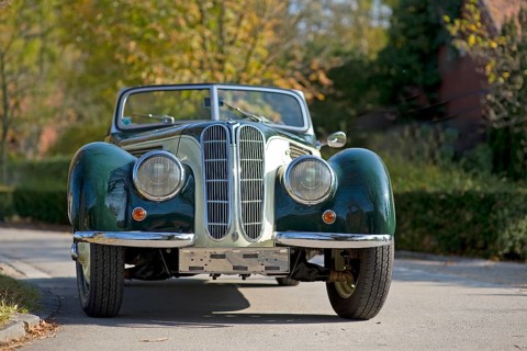 Vintage BMW 327-28