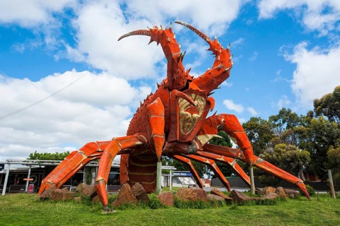 Giant lobster in front of a restaurant