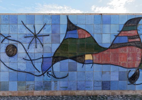 Ceramic wall by Joan Miro