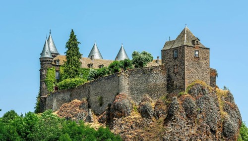 Sailhant castle