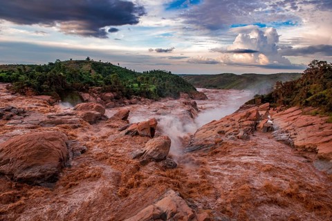 Raging Betsiboka River near Mahajanga