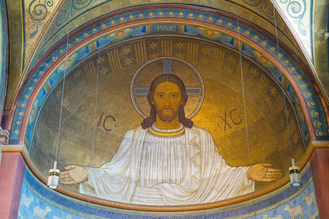 Monumental mural on gold