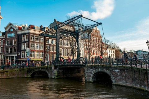 Bridge Aluminiumbrug at Kloveniersburgwal